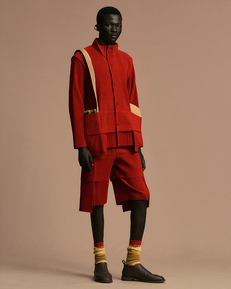 アイテムのご紹介「MULTI-POCKET」 – isseymiyake.com