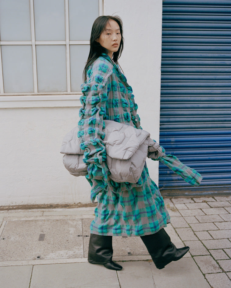 アイテムのご紹介「RHYTHM CHECK」 – isseymiyake.com