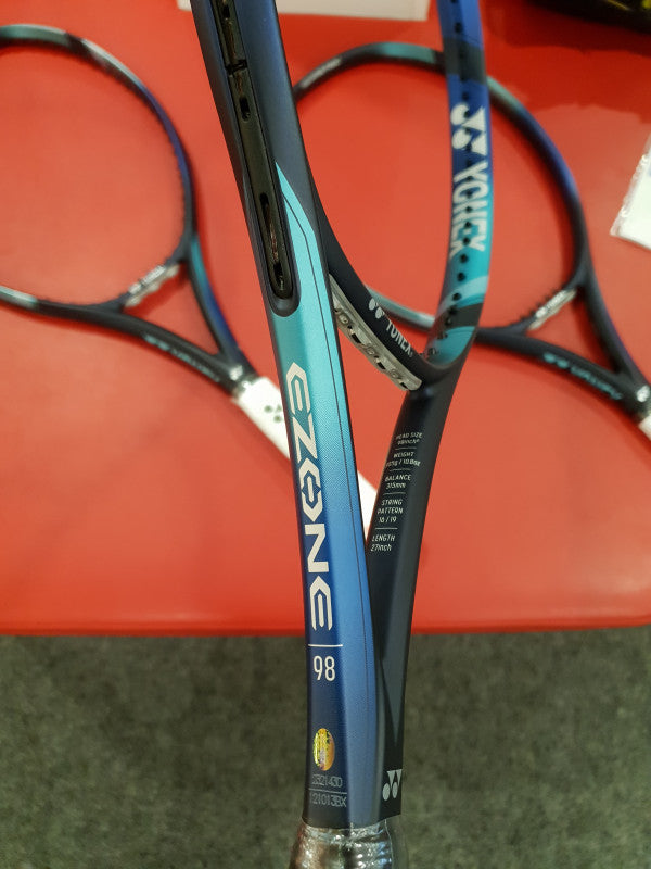 Yonex EZONE 2022 - Mijnracket