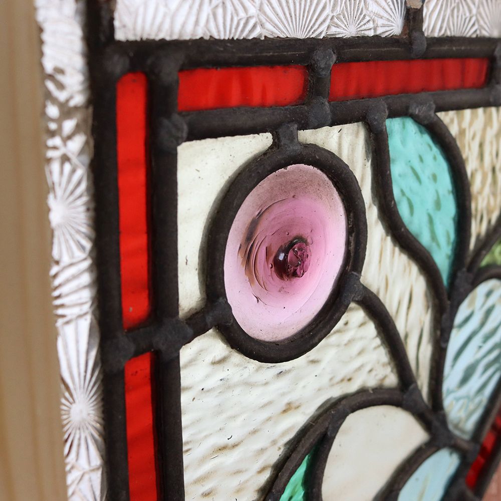 ガラスの色使いも素敵♪ アンティーク・ステンドグラス（絵付け