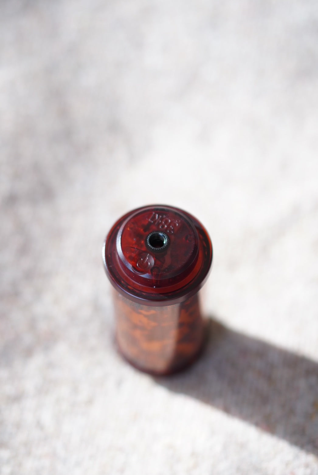 消えゆく素材を新たな形で—鼈甲の輝きをLEDに込めて – calma store Japan