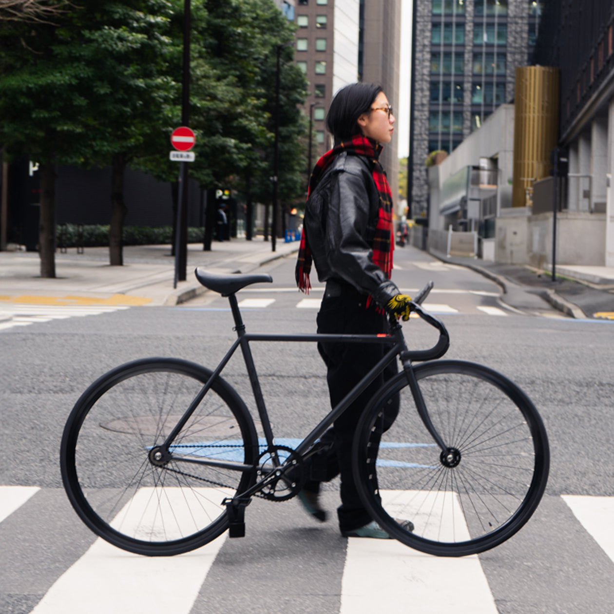 11-2.jpg?v=1709870312