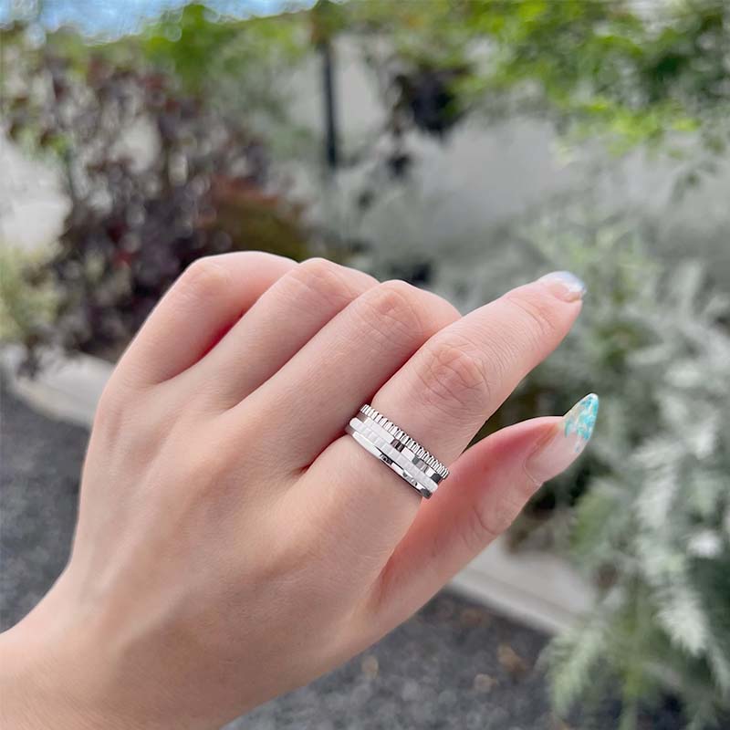 BOUCHERON(ブシュロン)】新作キャトルダブルホワイト✨ – アイアイイスズ