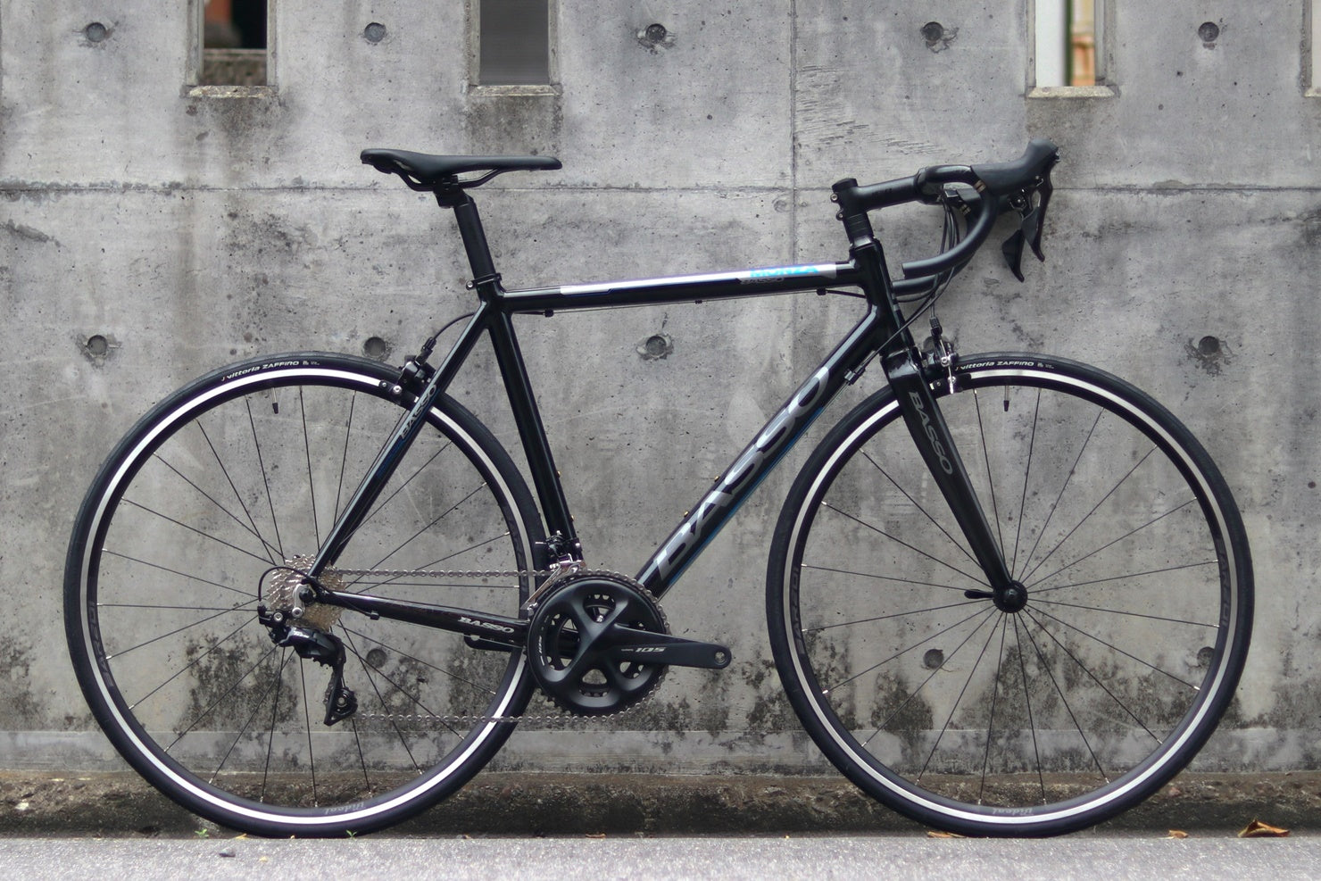 在庫セール特価！】Shimano 105搭載ロードバイク『BASSO MONZA』2025年