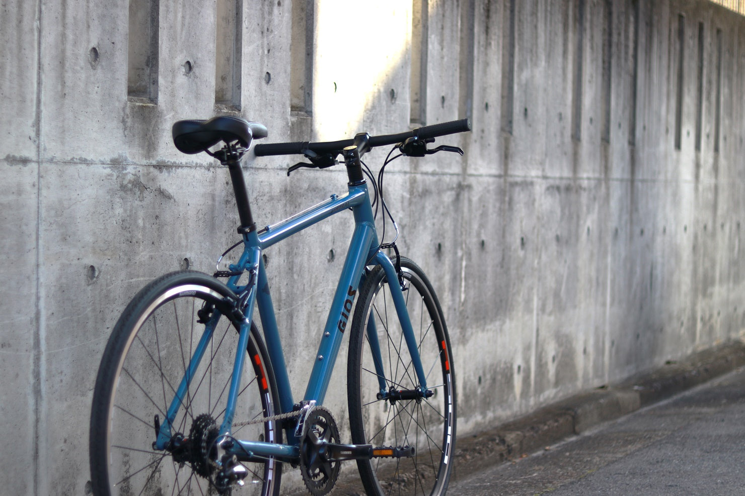 コスパ優秀で街中用途に最適化されたクロスバイクはコレ！「2026.GIOS