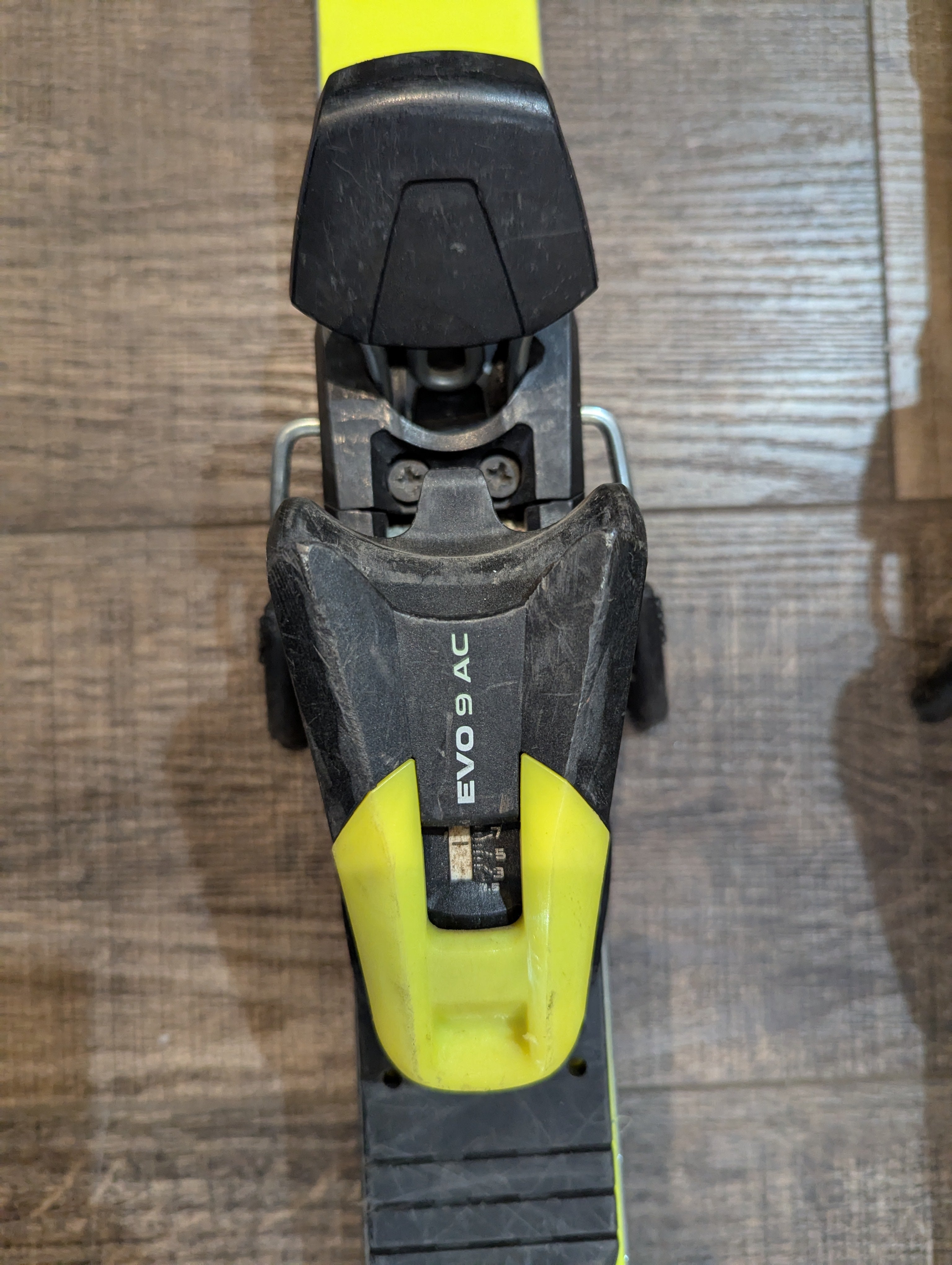 Head I.GS RD Team World Cup Rebels skis, 152cm, with Head Evo AC 9