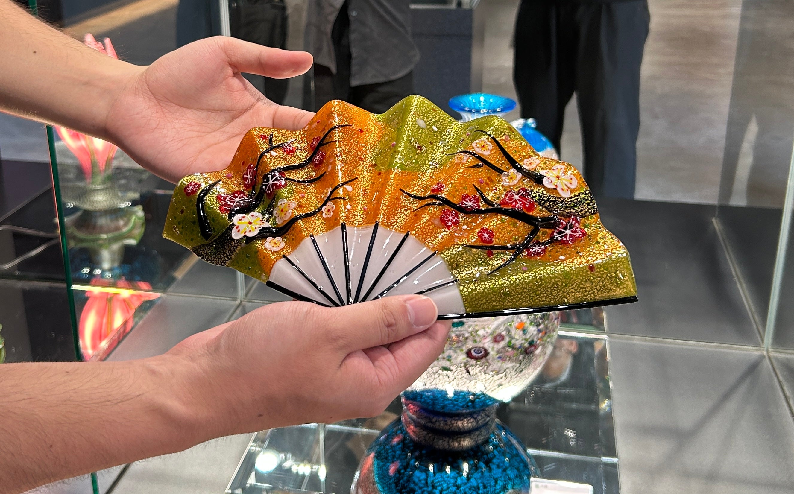 伝統工芸の旅】綾ガラス（グラスアート黒木）を訪ねて｜自然と融合する