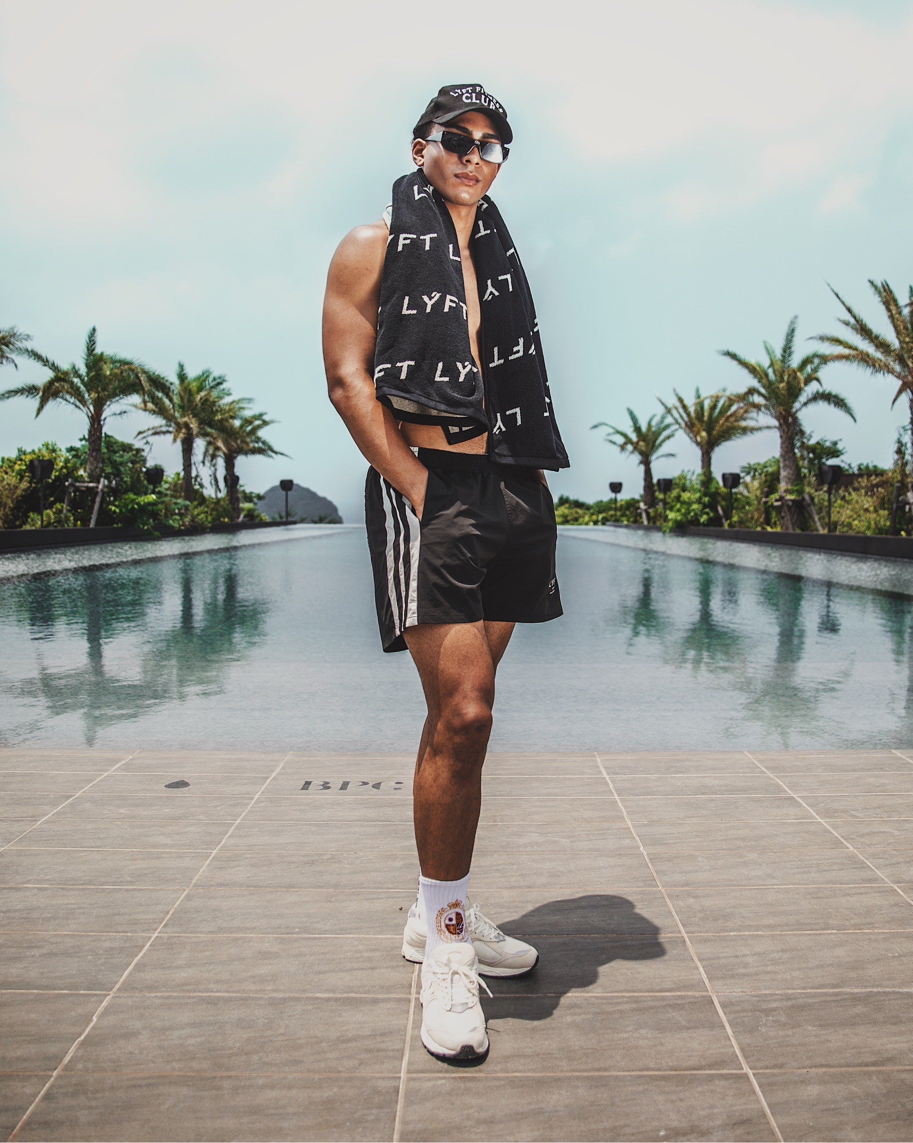 LÝFT 2Line Swim Shorts - Black