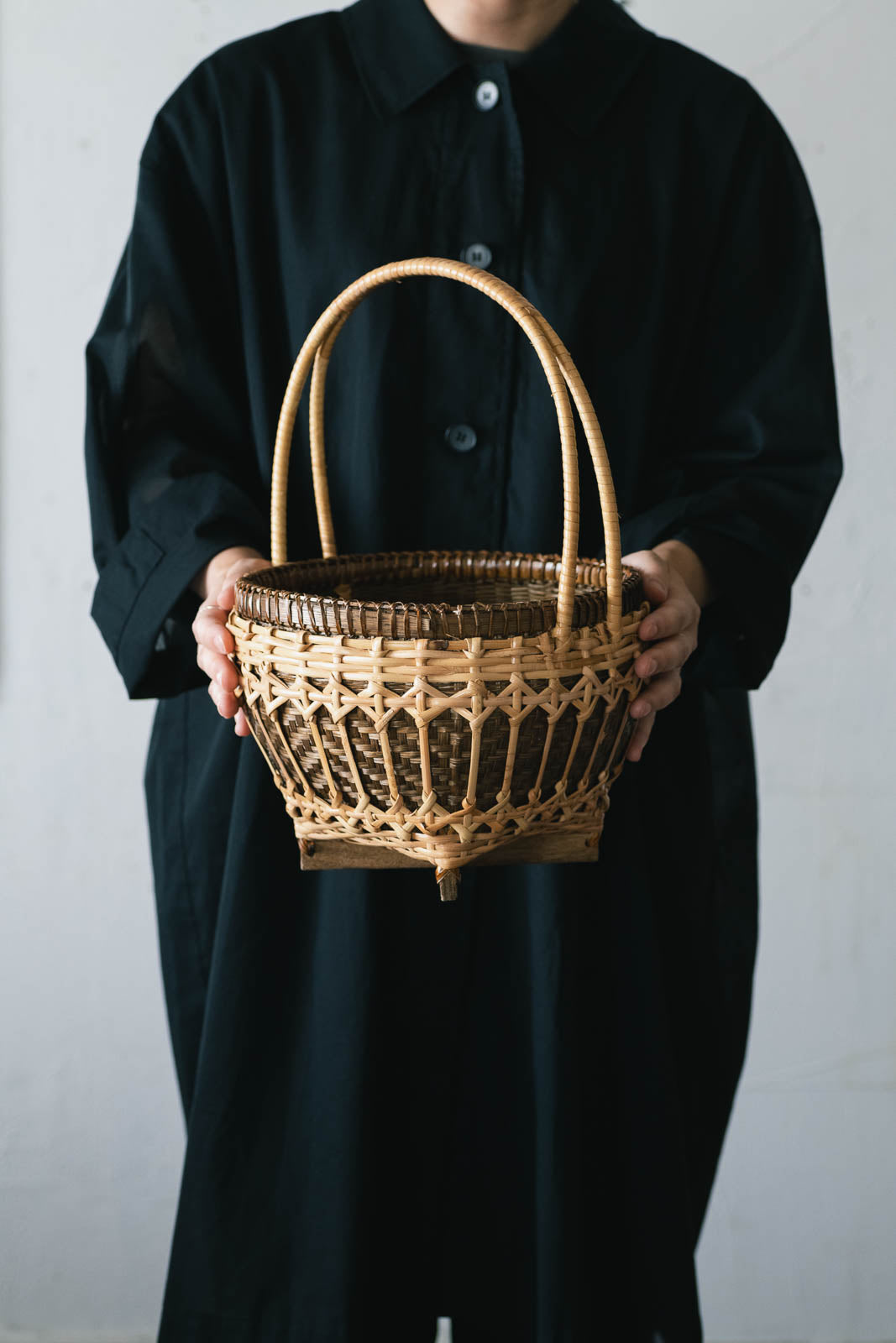 ラタンバンブー ハンドルバスケット｜ラタン×竹の手編みかご｜amuco