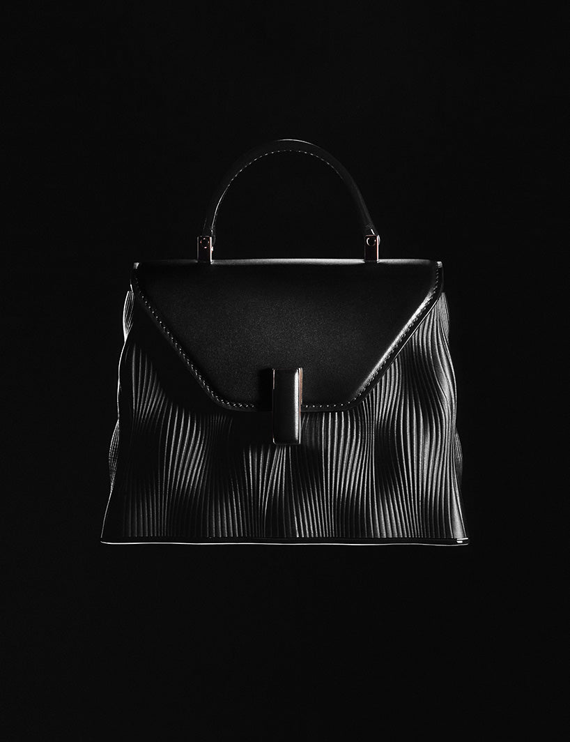 Presents: Valextra Vocabolario – Valextra - ヴァレクストラ 公式