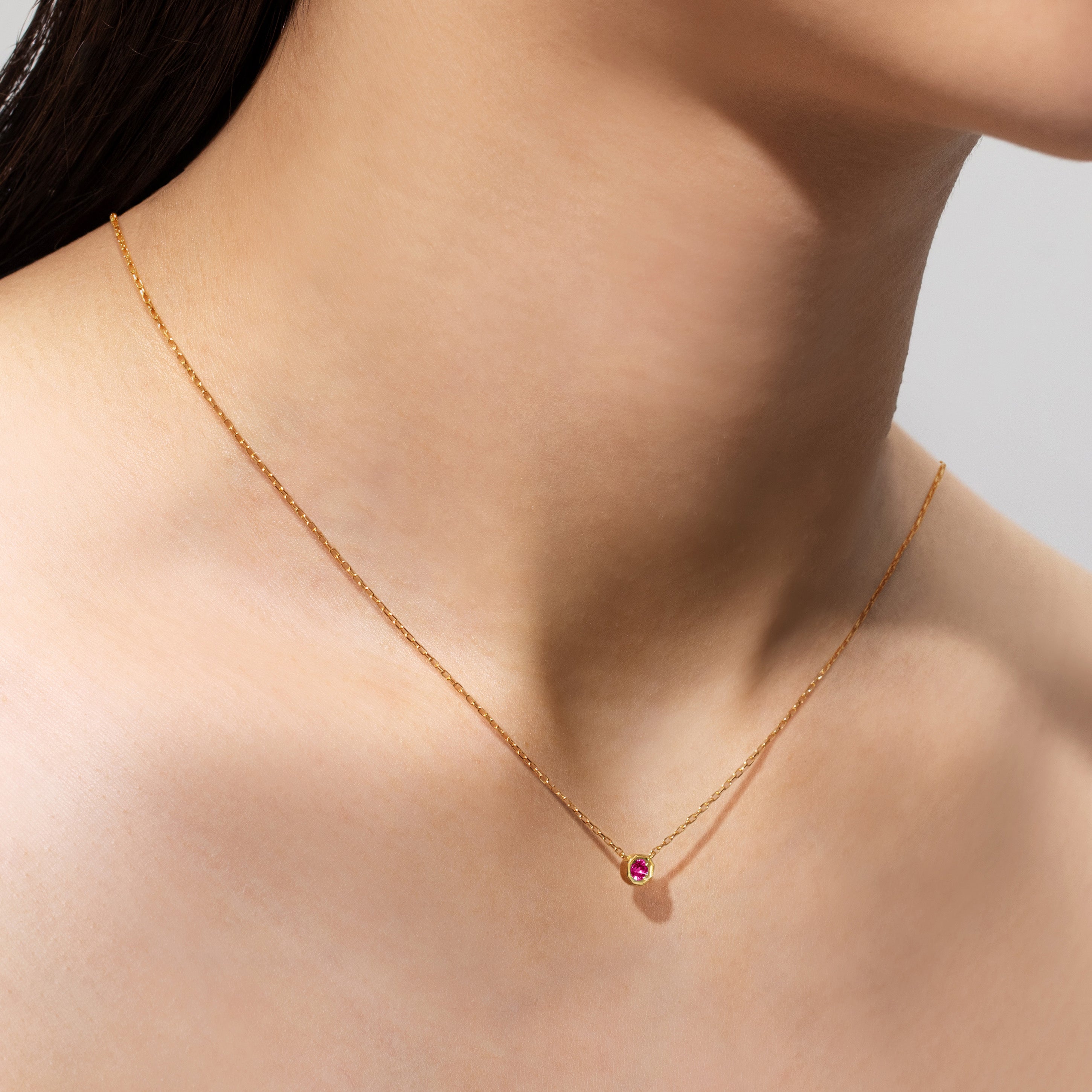 ビズー公式】ルビー K18(18金) プラチナ ネックレス アン | 希少石