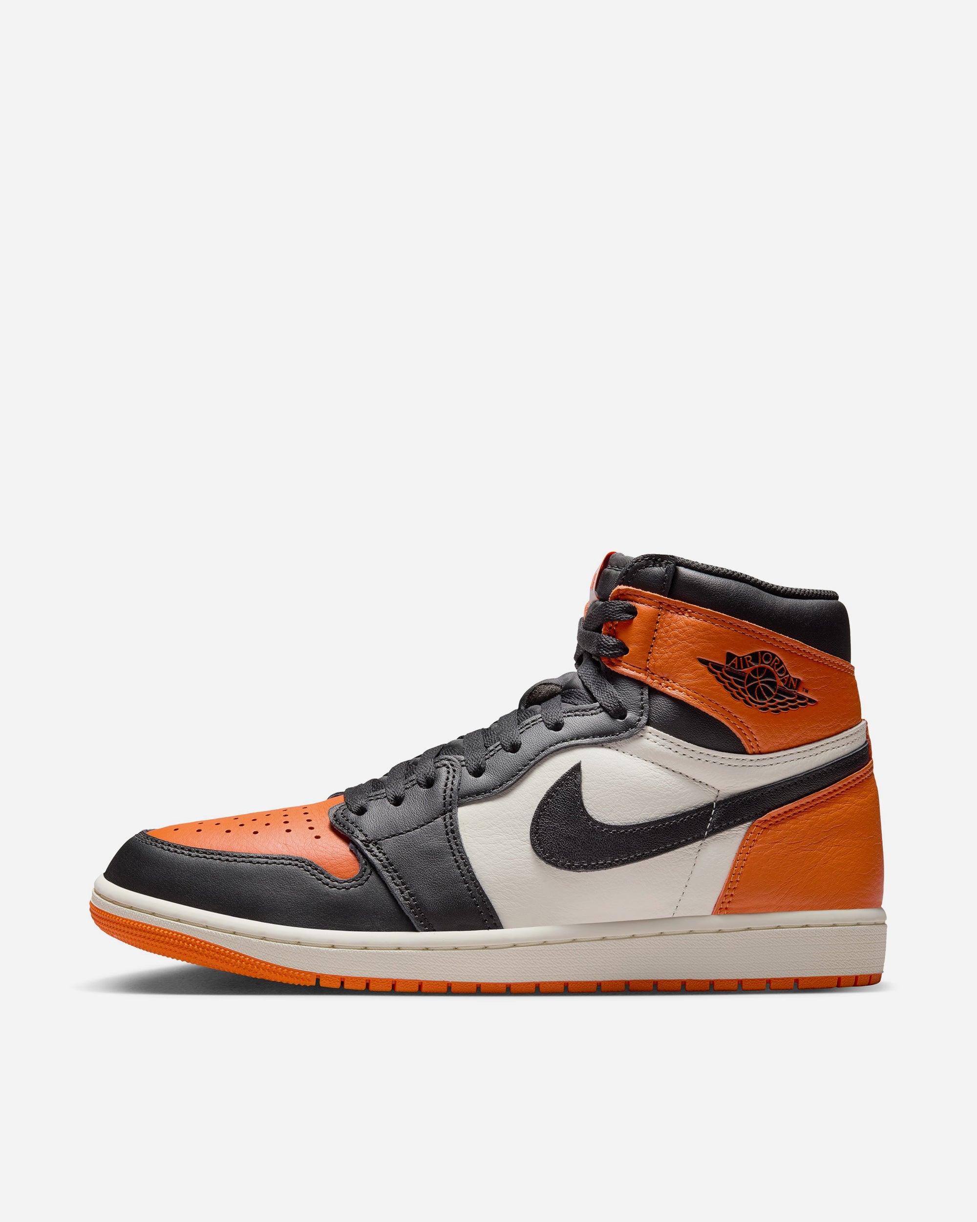 NIKE AIR JORDAN 1 RETRO HIGH OG 