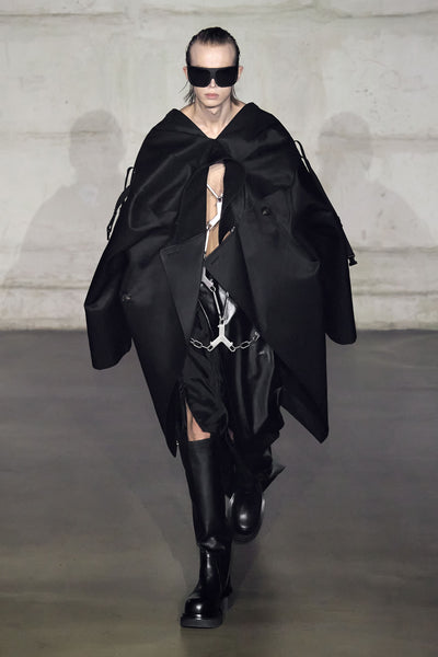 RICK OWENS - MENS FW22 'STROBE' – Lucentement
