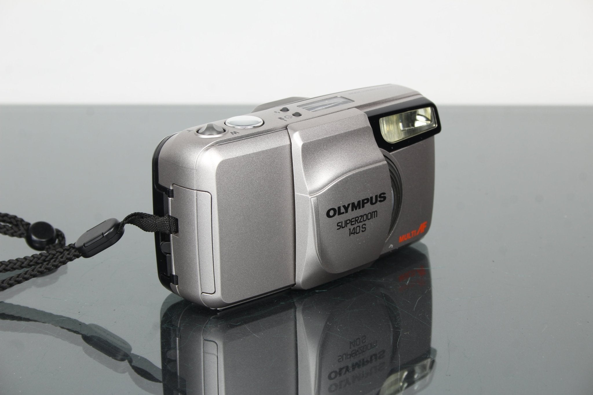 Olympus Superzoom 140 S: Compact 35mm Film Camera for Everyday
