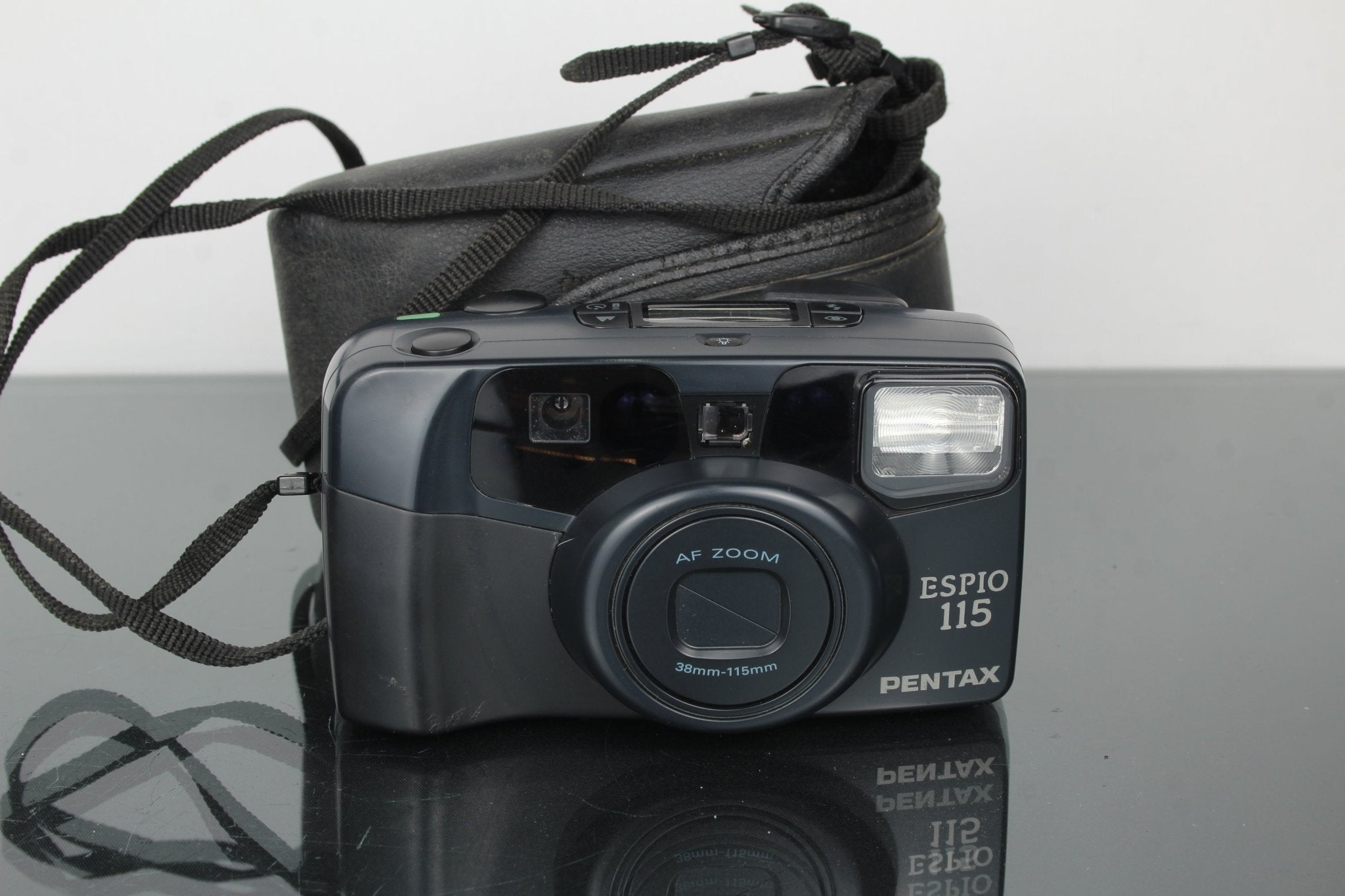 Pentax Espio 115 Review: A 1990s Compact Film Gem – Dutch|Thrift