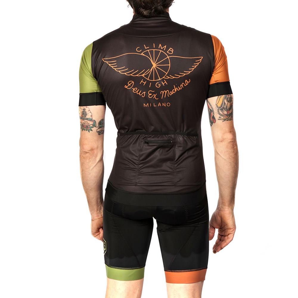 MOA SPORT X DEUS CYCLEWORKS – (UK) Deus Ex Machina