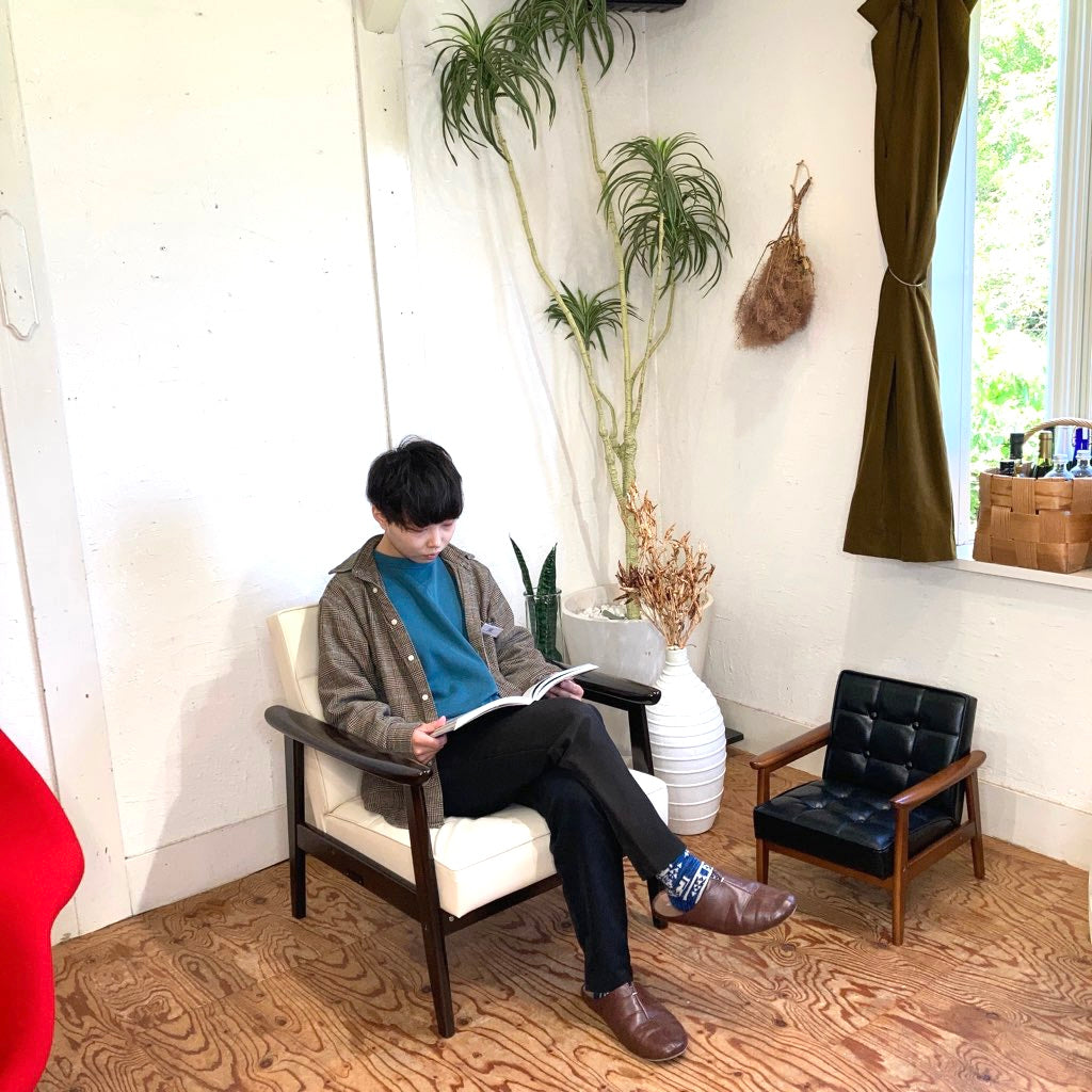 カリモク60 / karimoku Kチェア アームチェア スタンダードアイボリー