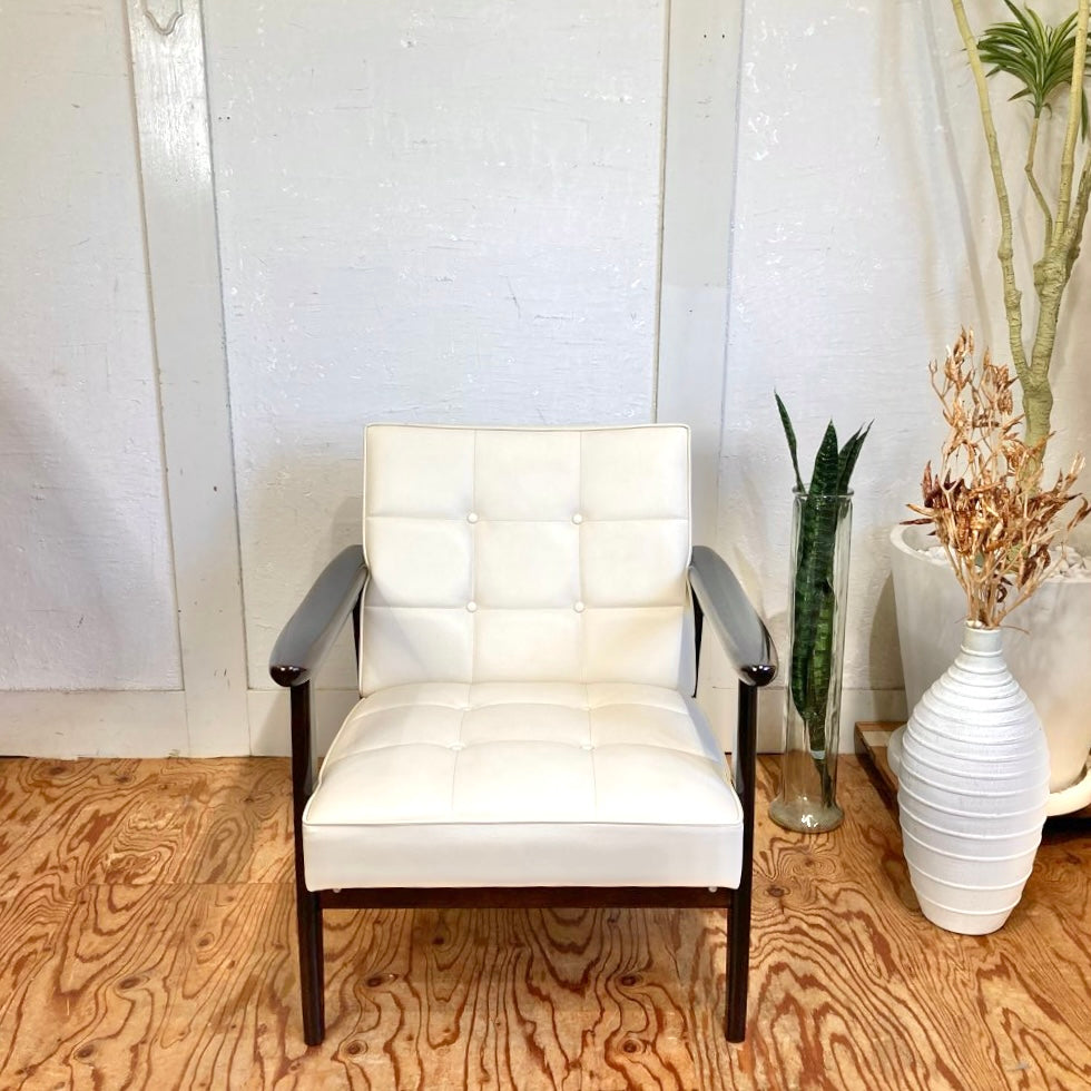 カリモク60 / karimoku Kチェア アームチェア スタンダードアイボリー