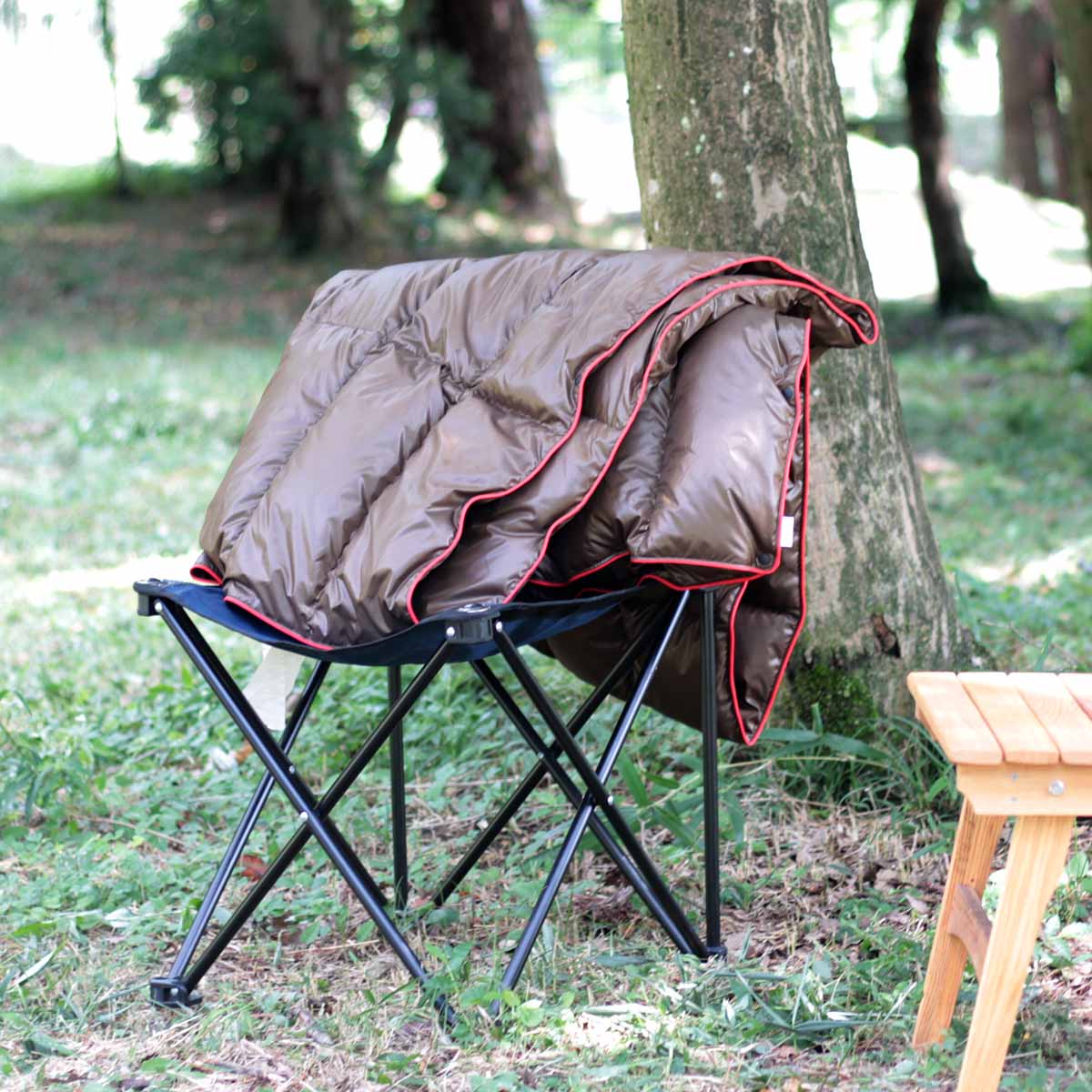 ダウンブランケット アウトドアで使えるダウンブランケット 再生羽毛