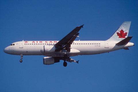 エアバス A320: エア・カナダの機材を詳しく見る – MotoArt PlaneTags