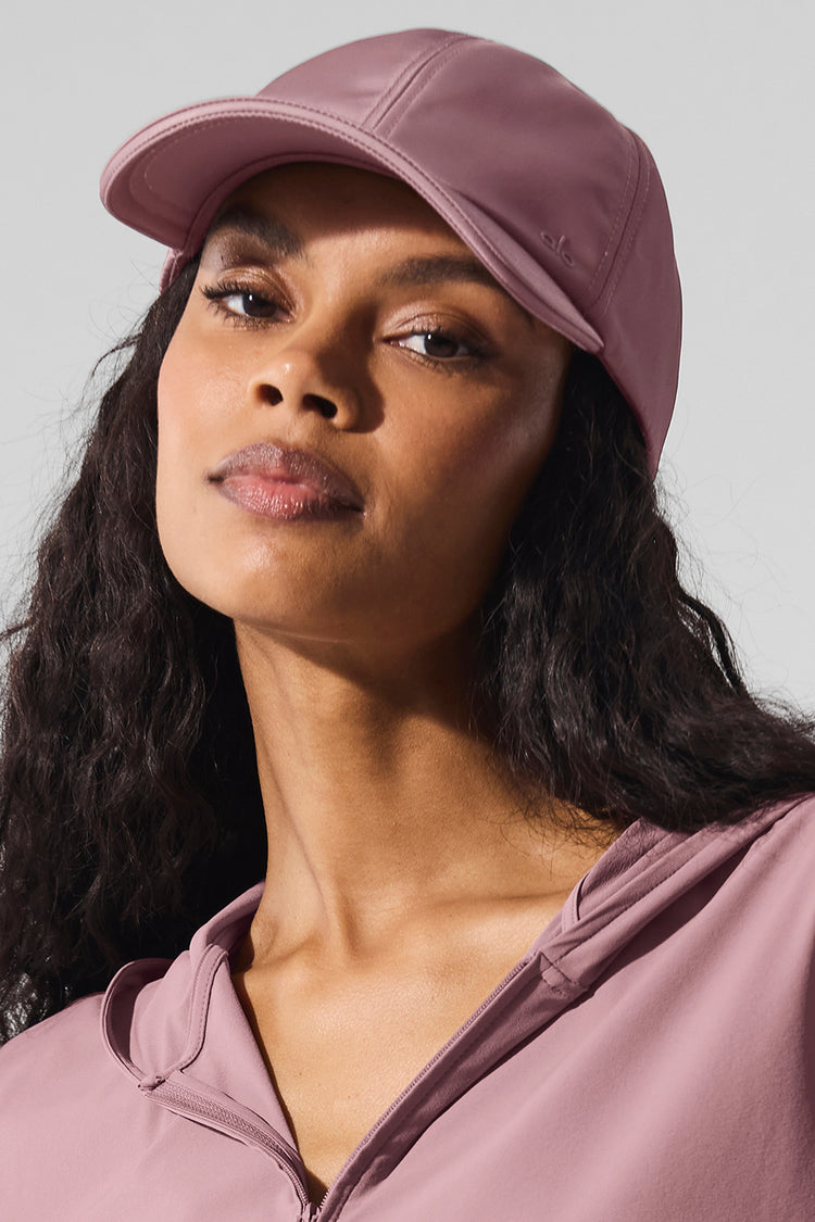 Satin Off-Duty Cap - Smoky Quartz | ALO