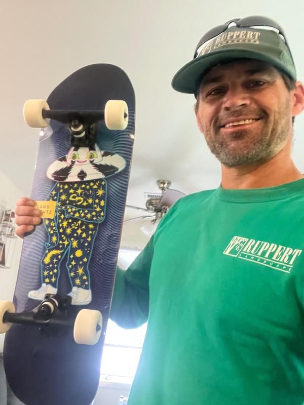 ATV X Perfecto - Mr. Universe • Landyachtz