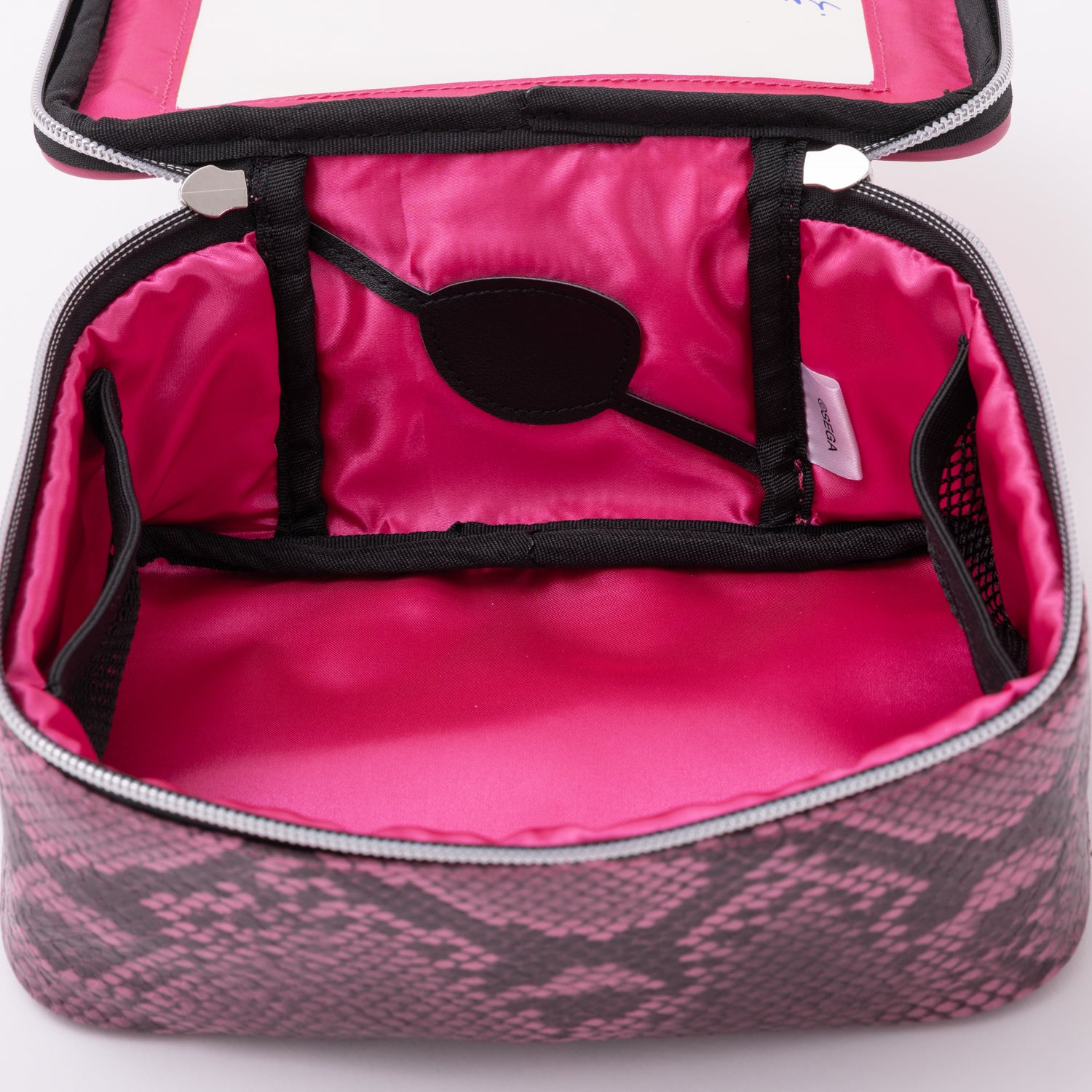 キャバ嬢「ゴロ美」（真島吾朗） モデル メイクポーチ 龍が如く 龍が