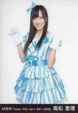 高松恵理　生写真 駿河屋 -<中古>高松恵理/膝上・両手体の後ろ/劇場トレーディング生写真