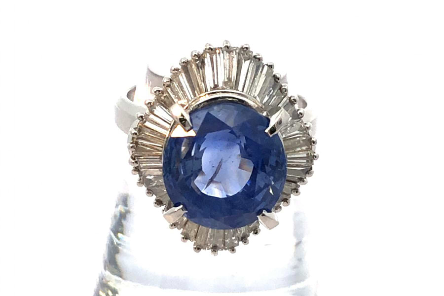 Pt900×サファイア×ダイヤモンドリング S10.00ct MD1.26ctのサファイア