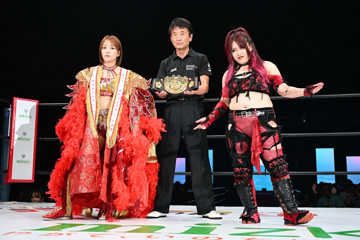 スターダム】Sareee、鈴季すずとの“野蛮な死闘”を制しIWGP女子V2！試合