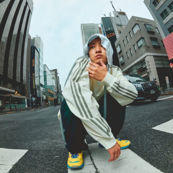 創業25周年を迎えたatmosがadidas Originalsによる名作別注モデル ZX
