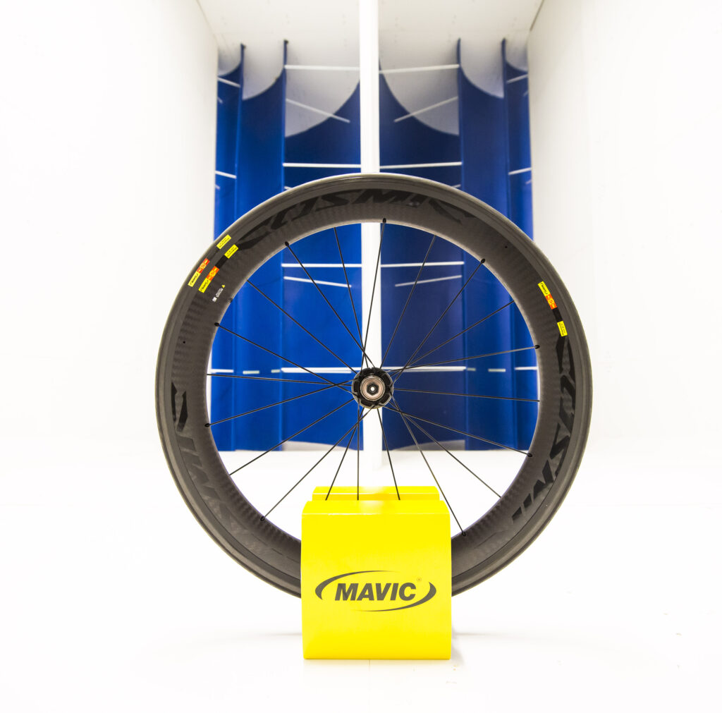 Mavic launch new CXR60 wheels with aero blades - Cycling News
