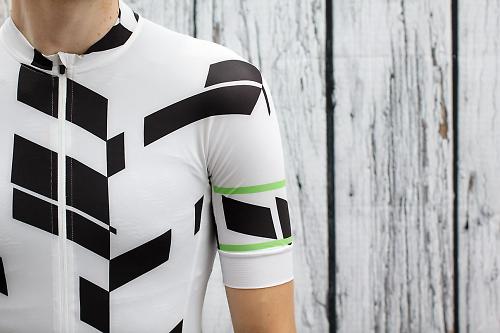 Rapha Pro Team Aero Suit - Cycling News | Bike Reviews | road.cc