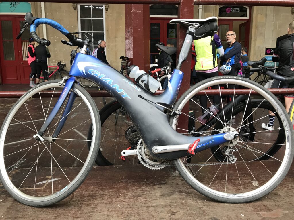 Remembering the Giant MCR, one of the first truly aero road bikes