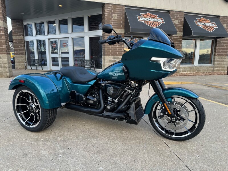 New Harley-Davidson® Road Glide Motorcycles for sale near