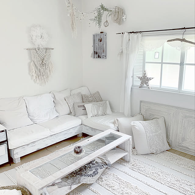 美しい空間にうっとり♡ときめきのホワイトインテリア | RoomClip mag