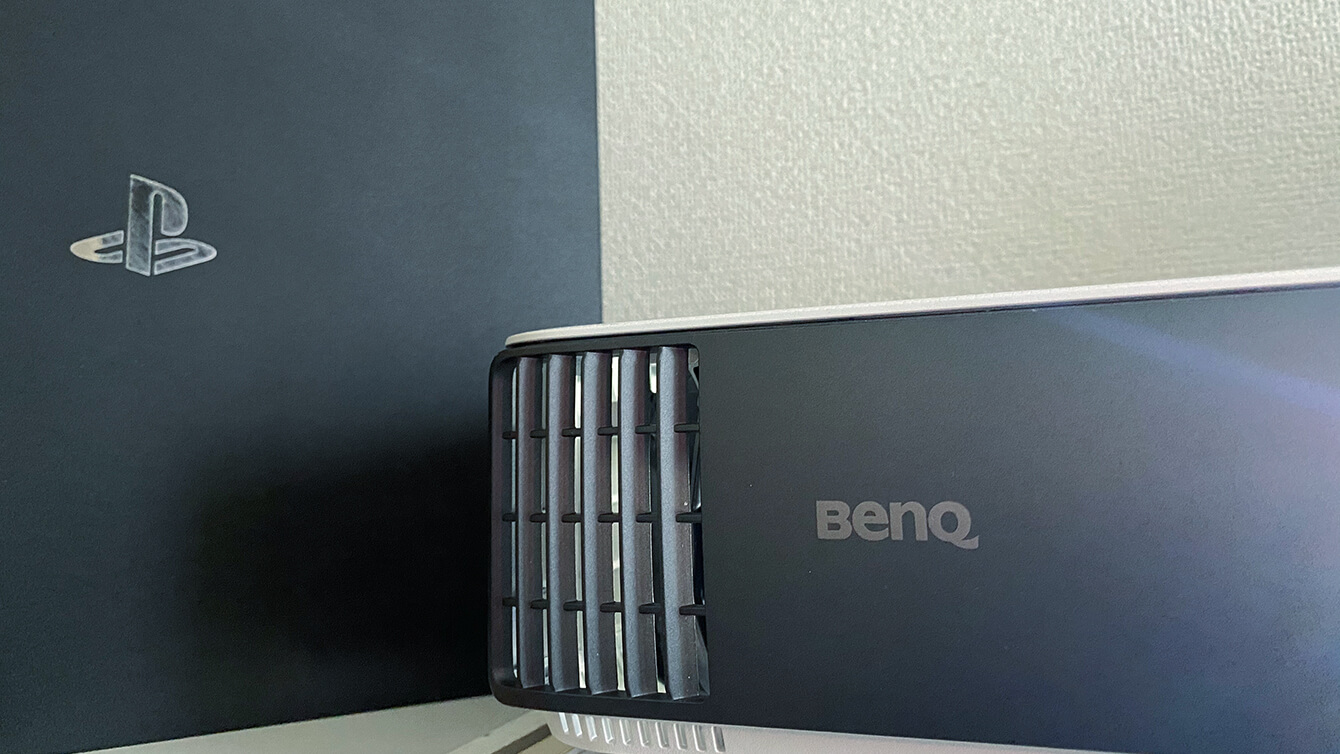 BenQ(ベンキュー)のTK700STiを実機レビュー！4Kの没入感を楽しめる短