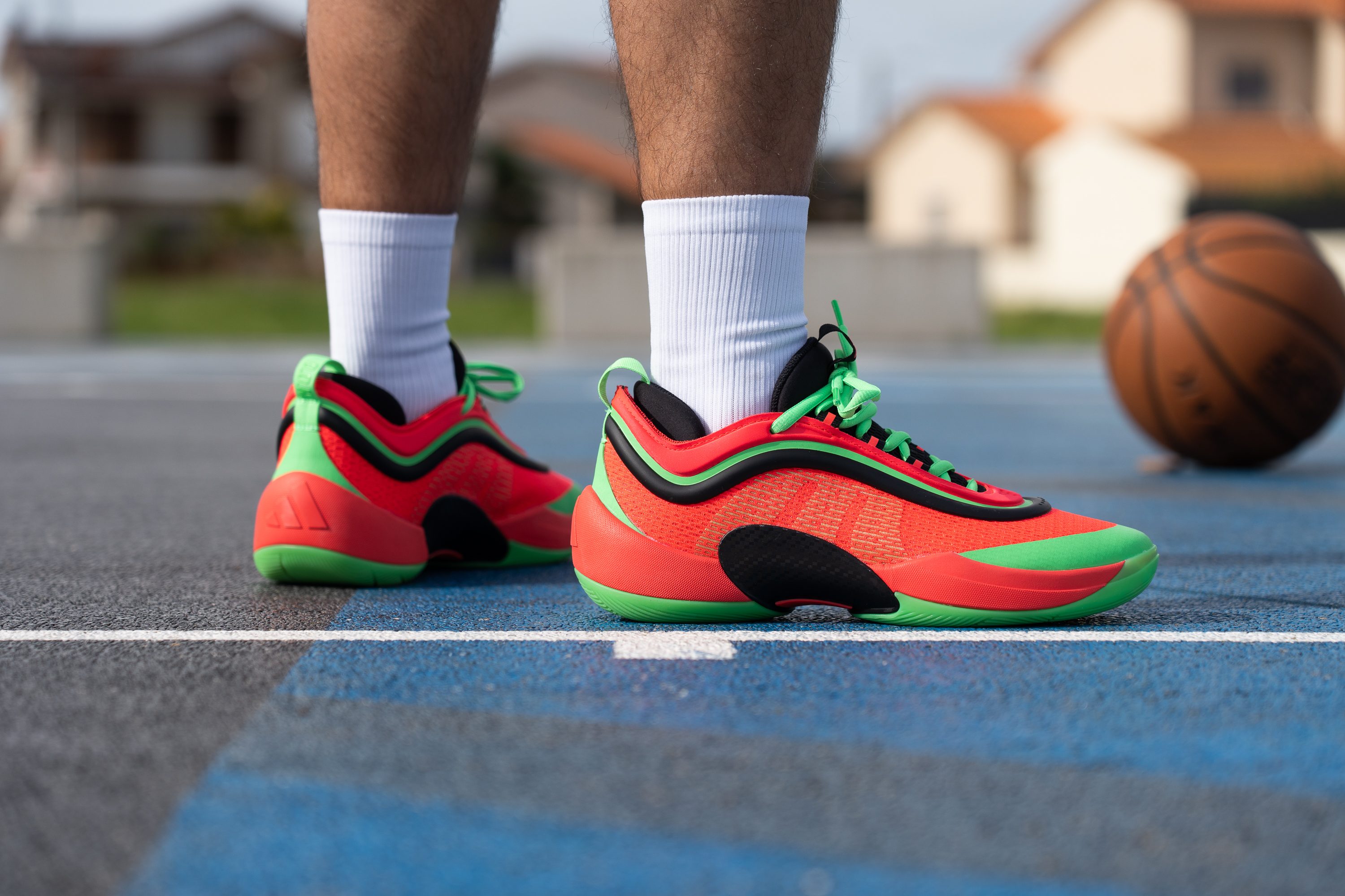 Cut in half: Adidas D.O.N. Issue #6 Review (2025) | RunRepeat