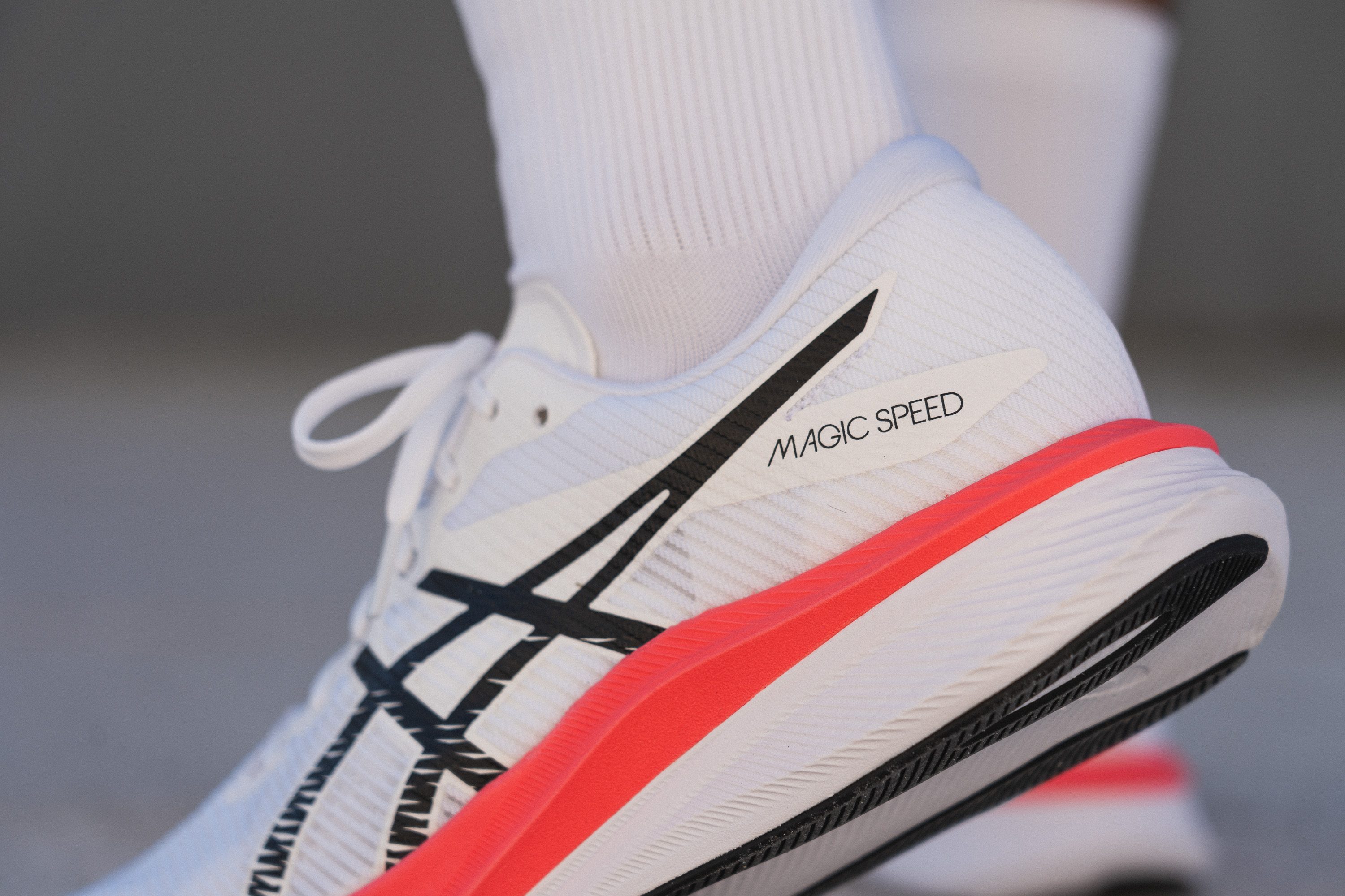 Cut in half: ASICS Magic Speed 3 Review | RunRepeat