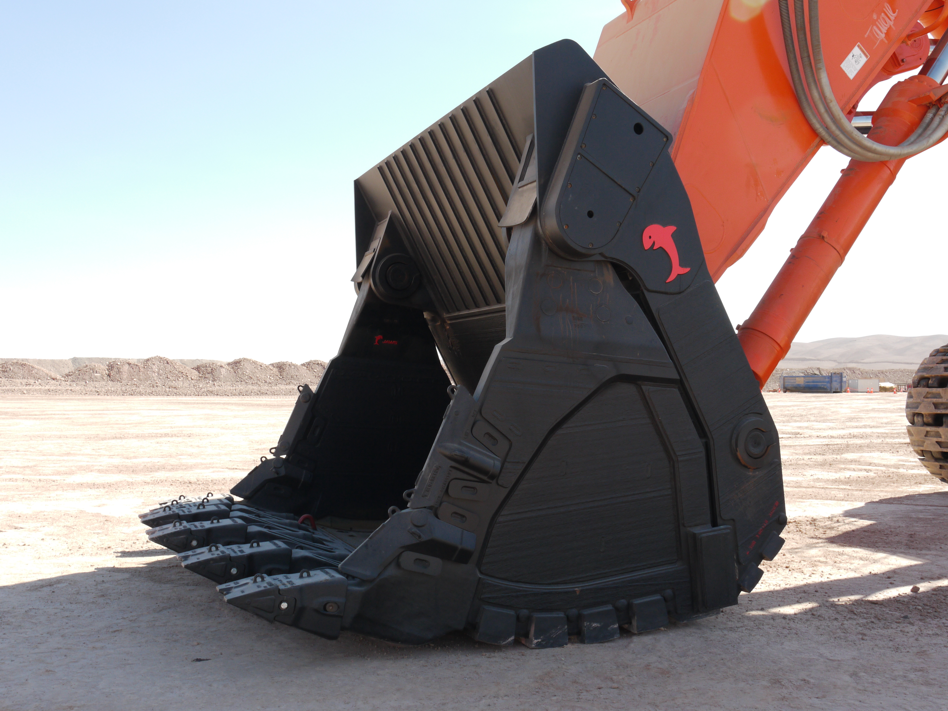 Mining Class Excavators, Front Shovels and Rope Shovel Buckets