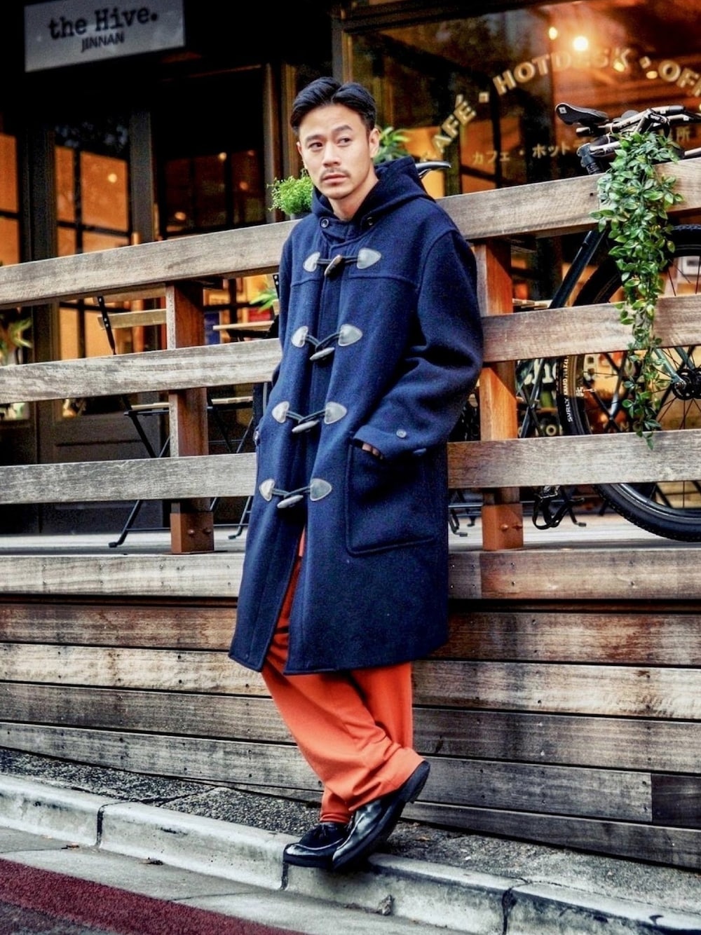 COMME des GARCONS HOMMEのダッフルコートを使った人気ファッション