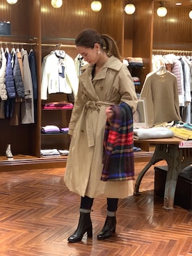 東原亜希×西川ダウン/トレンチダウンを使った人気ファッション