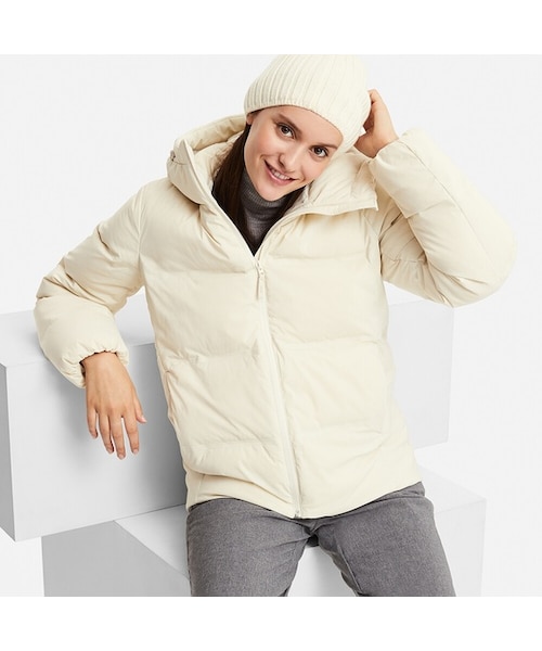 UNIQLO（ユニクロ）の「シームレスダウンパーカ（ダウンジャケット