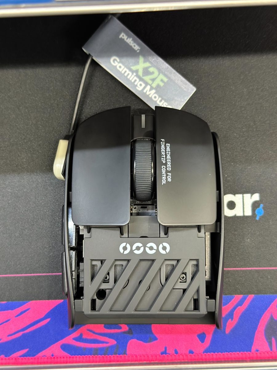 Pulsar Gaming Pulsar X2F Launch Edition [PX2F101] フィンガーチップ