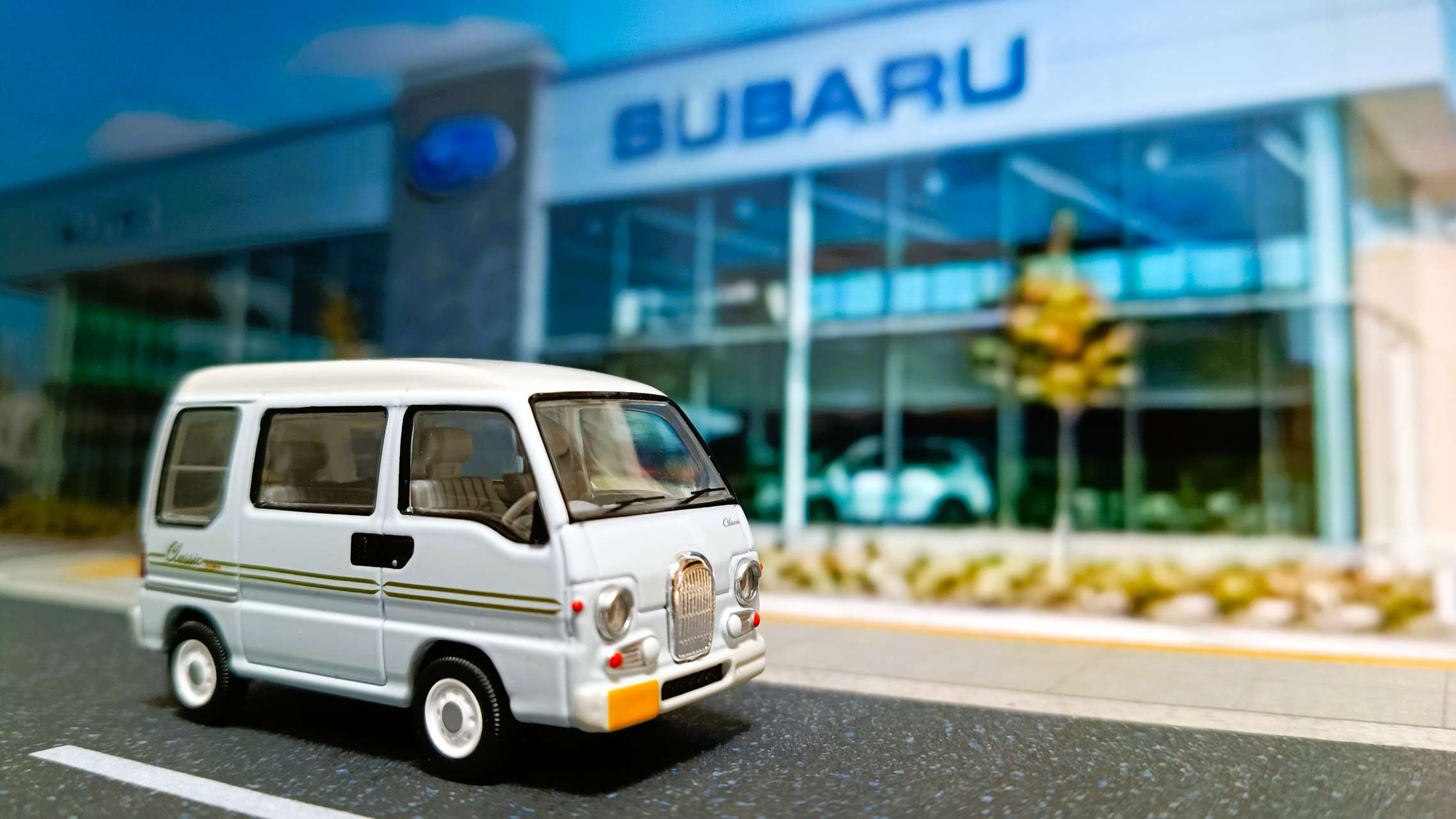 1/64 LV-N249e スバル サンバー ディアス クラシック（緑／クリーム