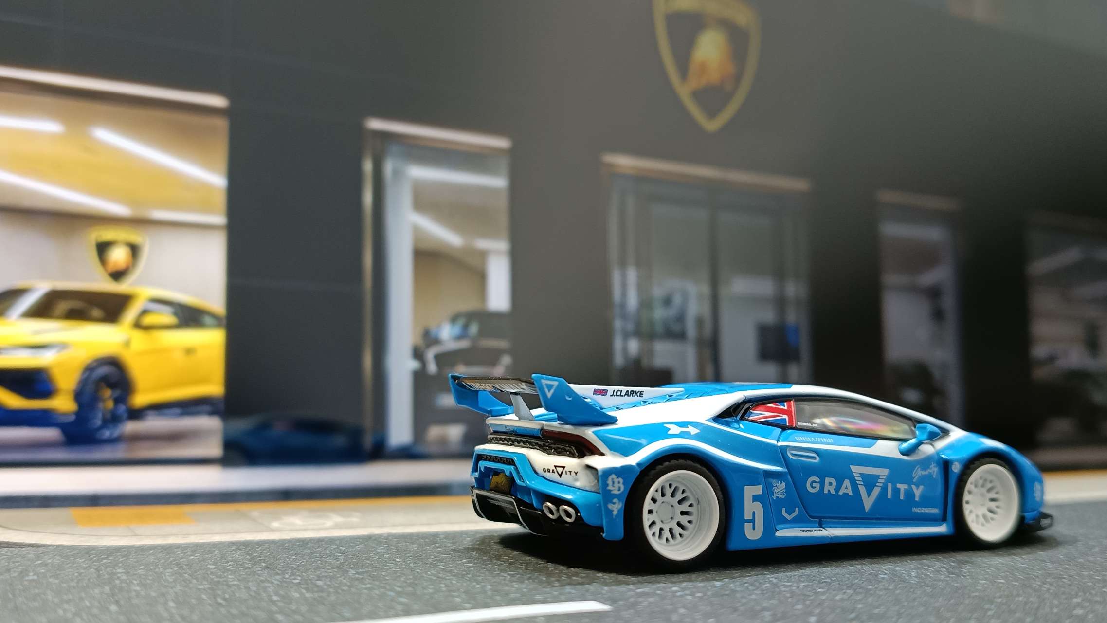 1/64 ランボルギーニ ウラカン LB☆WORKS GT GRAVITY(右ハンドル