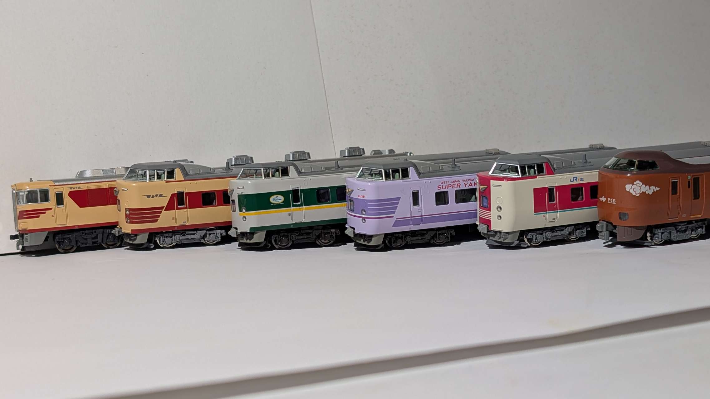 N) 10-2000 273系「やくも」 8両セット【特別企画品】 | カトー | カト