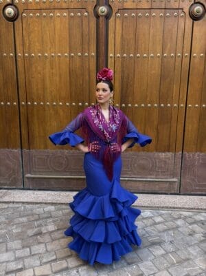 白いフラメンコドレス：純粋さとスタイル - フェア万歳