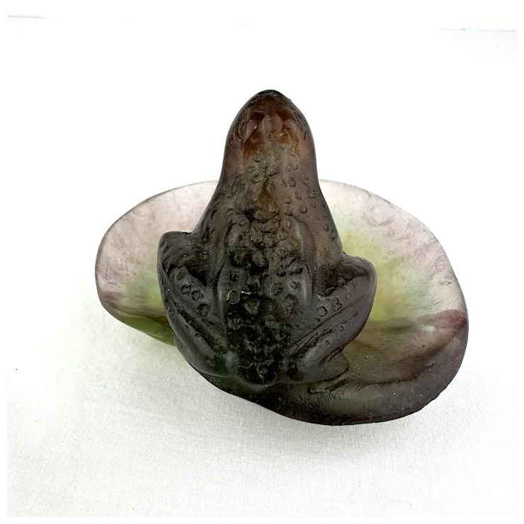 Vintage Daum French Pate De Verre Frog Art Glass Dish. For Sale at