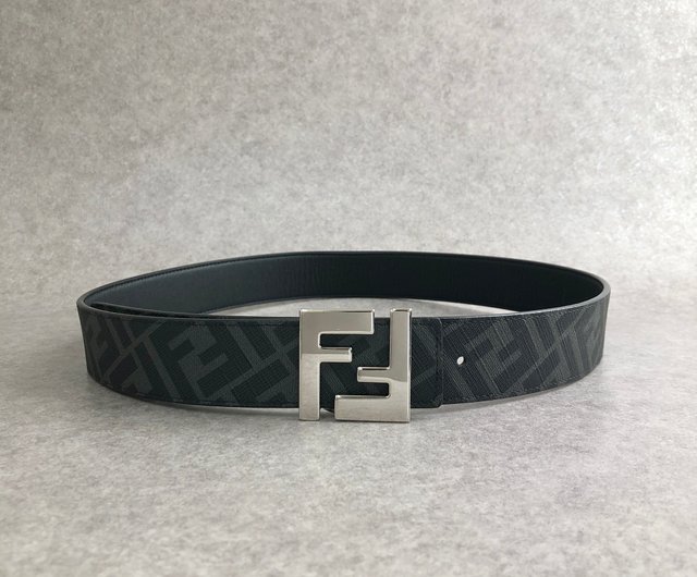 日本直送 名牌中古包 】FENDI フェンディ ベルト ブラック ズッカ
